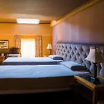 Ventura Boutique 3* فارنا
