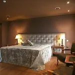 Ventura Boutique 3* فارنا