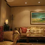 فندق Ventura Boutique 3*