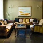 Ventura Boutique فندق 3*