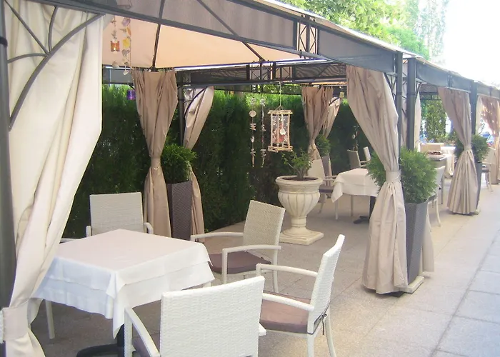 Ventura Boutique Отель